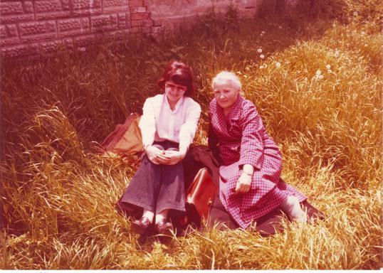 Terensko istraživanje u Komletincima, vinkovački kraj, 1980.