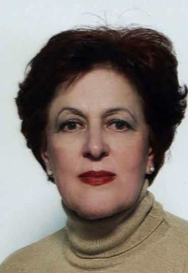 Snježana Tonković na fotografiji za neku od isprava; snimljeno 1997.