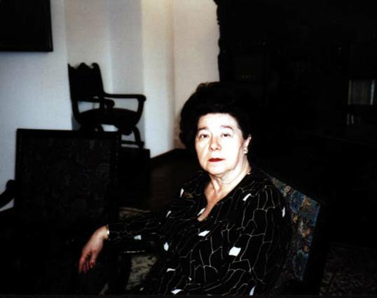 Vesna Girardi -Jurkić u razgovoru za Personalni arhiv MDC-a; snimljeno 11. travnja 2003., snimila Jozefina Dautbegović